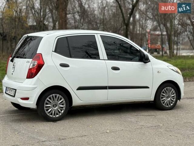 Белый Хендай и10, объемом двигателя 1.09 л и пробегом 160 тыс. км за 4500 $, фото 8 на Automoto.ua