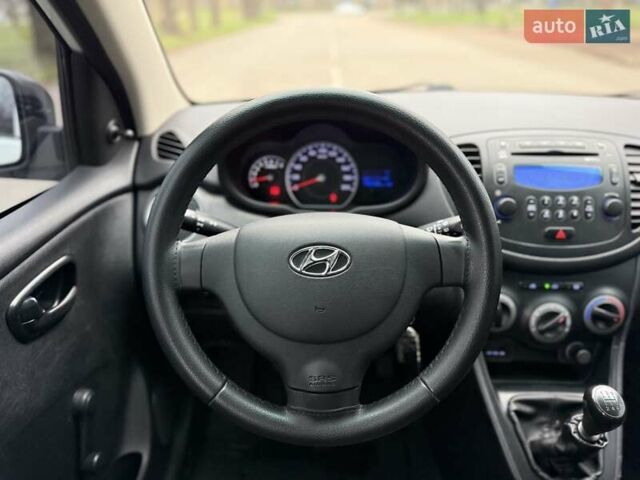 Белый Хендай и10, объемом двигателя 1.09 л и пробегом 160 тыс. км за 4500 $, фото 36 на Automoto.ua