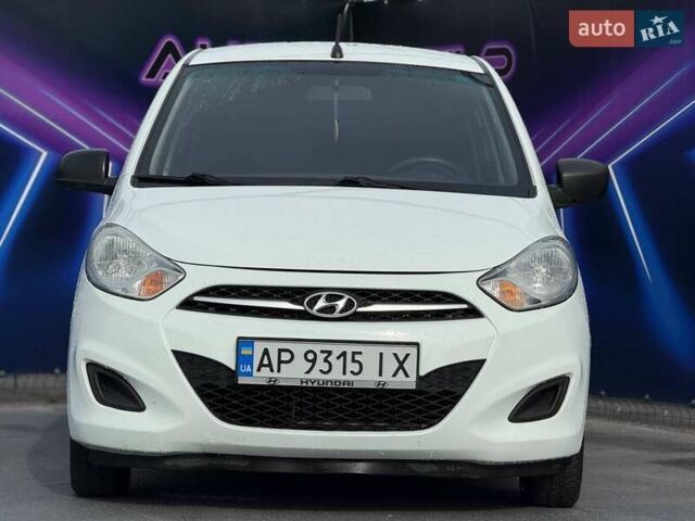 Білий Хендай і10, об'ємом двигуна 1.09 л та пробігом 148 тис. км за 4799 $, фото 2 на Automoto.ua