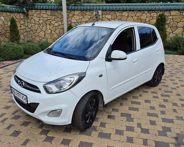 Білий Хендай і10, об'ємом двигуна 1.25 л та пробігом 119 тис. км за 7800 $, фото 2 на Automoto.ua