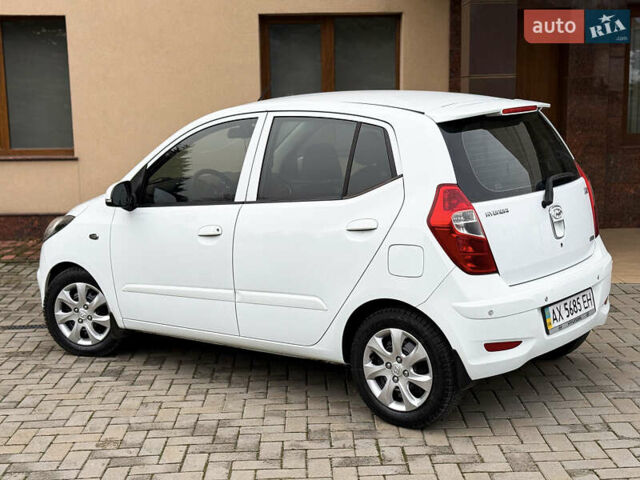 Білий Хендай і10, об'ємом двигуна 1.2 л та пробігом 49 тис. км за 7900 $, фото 53 на Automoto.ua