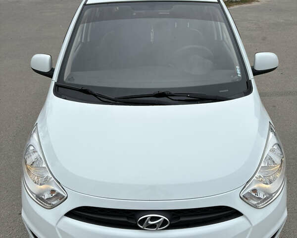 Білий Хендай і10, об'ємом двигуна 1.09 л та пробігом 120 тис. км за 5100 $, фото 1 на Automoto.ua
