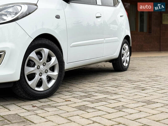Білий Хендай і10, об'ємом двигуна 1.2 л та пробігом 49 тис. км за 7900 $, фото 9 на Automoto.ua