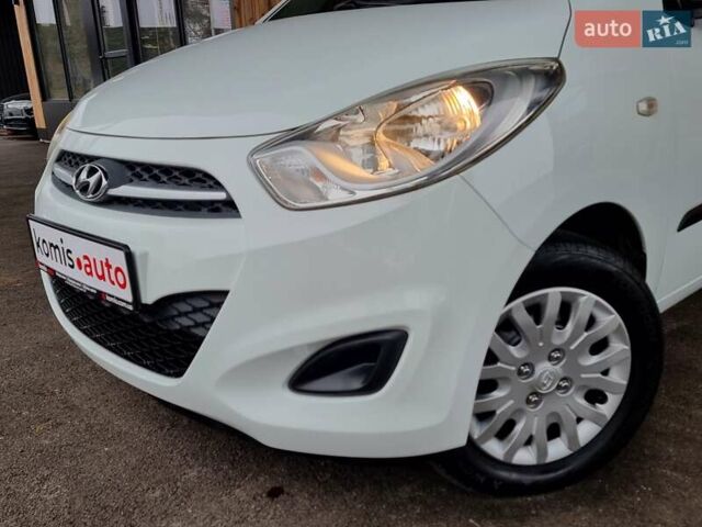 Білий Хендай і10, об'ємом двигуна 1.1 л та пробігом 87 тис. км за 5799 $, фото 5 на Automoto.ua