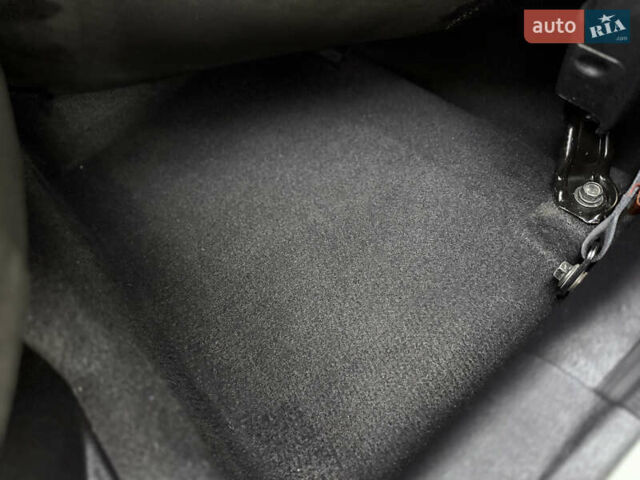 Білий Хендай і10, об'ємом двигуна 1.2 л та пробігом 49 тис. км за 7900 $, фото 82 на Automoto.ua