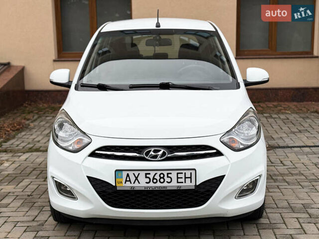 Білий Хендай і10, об'ємом двигуна 1.2 л та пробігом 49 тис. км за 7900 $, фото 16 на Automoto.ua