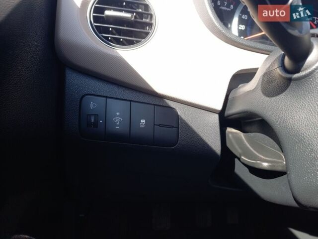 Белый Хендай и10, объемом двигателя 1 л и пробегом 114 тыс. км за 5900 $, фото 29 на Automoto.ua