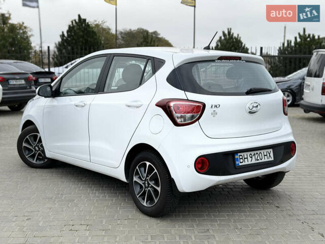 Белый Хендай и10, объемом двигателя 1.25 л и пробегом 77 тыс. км за 9799 $, фото 4 на Automoto.ua