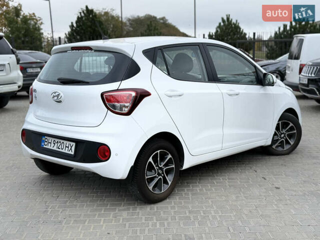 Белый Хендай и10, объемом двигателя 1.25 л и пробегом 77 тыс. км за 9799 $, фото 5 на Automoto.ua
