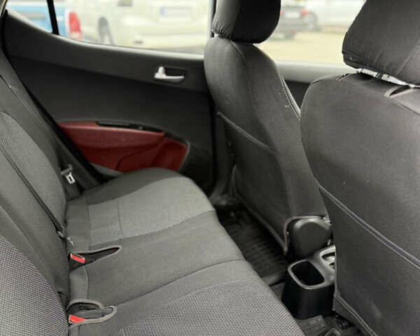 Белый Хендай и10, объемом двигателя 1.25 л и пробегом 77 тыс. км за 9799 $, фото 14 на Automoto.ua