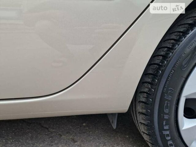 Бежевый Хендай и10, объемом двигателя 1.2 л и пробегом 78 тыс. км за 7750 $, фото 69 на Automoto.ua