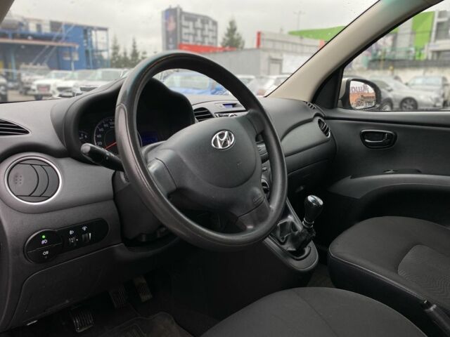 Бежевый Хендай и10, объемом двигателя 1.1 л и пробегом 156 тыс. км за 4550 $, фото 7 на Automoto.ua