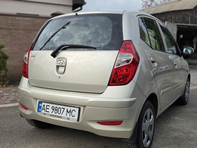 Бежевый Хендай и10, объемом двигателя 1.2 л и пробегом 130 тыс. км за 6500 $, фото 4 на Automoto.ua