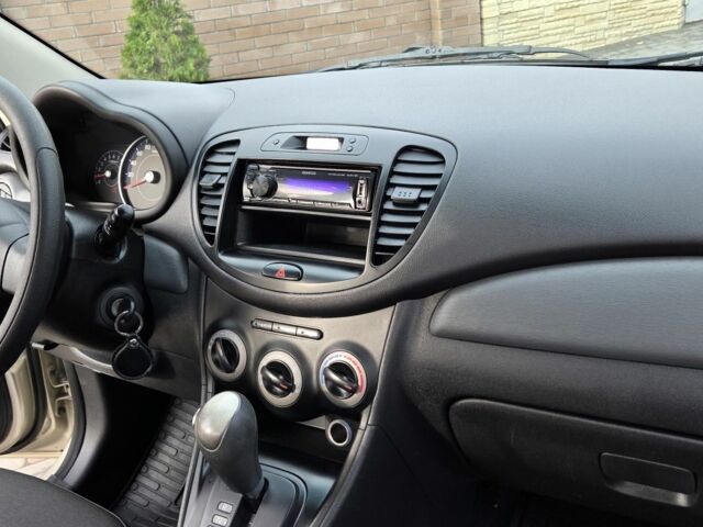 Бежевый Хендай и10, объемом двигателя 1.2 л и пробегом 130 тыс. км за 6500 $, фото 21 на Automoto.ua