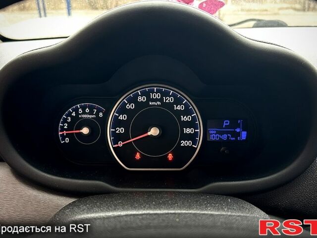 Бежевый Хендай и10, объемом двигателя 11 л и пробегом 0 тыс. км за 7500 $, фото 6 на Automoto.ua