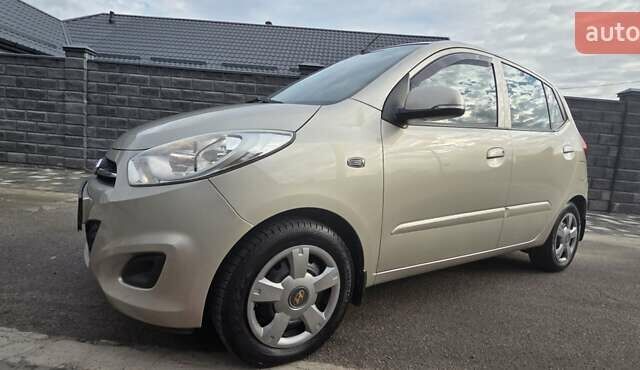 Бежевый Хендай и10, объемом двигателя 1.09 л и пробегом 131 тыс. км за 6666 $, фото 15 на Automoto.ua