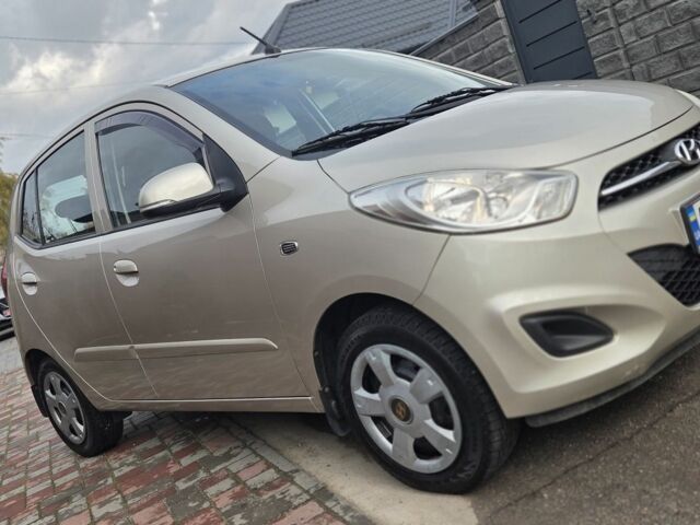 Бежевый Хендай и10, объемом двигателя 1.2 л и пробегом 130 тыс. км за 6500 $, фото 10 на Automoto.ua