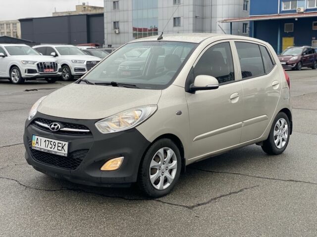 Бежевый Хендай и10, объемом двигателя 1.1 л и пробегом 156 тыс. км за 4550 $, фото 2 на Automoto.ua