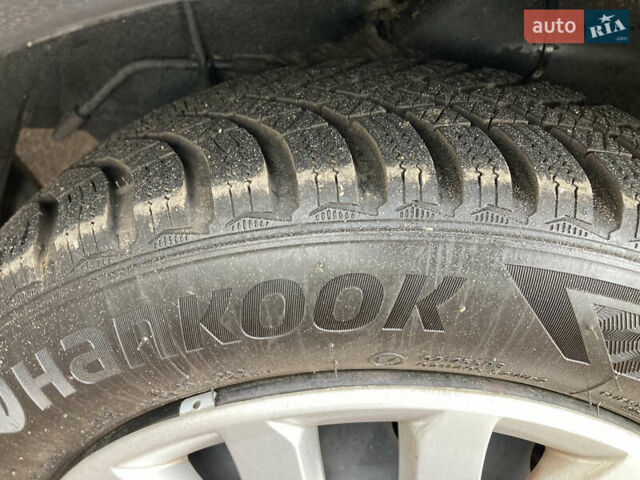 Черный Хендай и10, объемом двигателя 1.09 л и пробегом 67 тыс. км за 6800 $, фото 3 на Automoto.ua