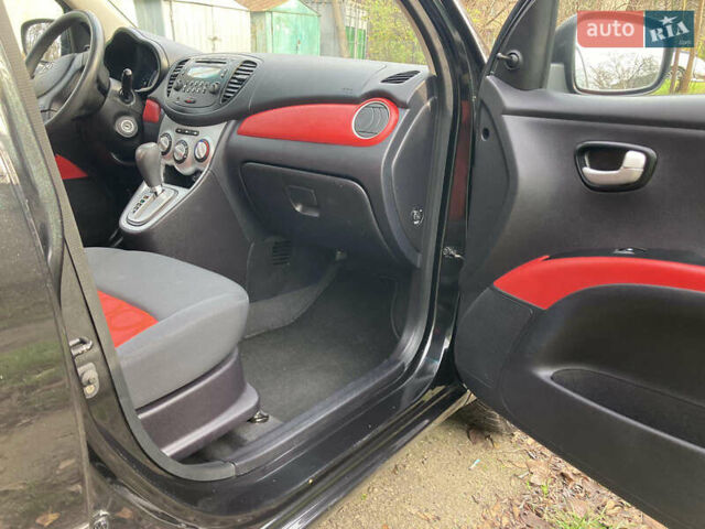 Черный Хендай и10, объемом двигателя 1.09 л и пробегом 67 тыс. км за 6800 $, фото 20 на Automoto.ua