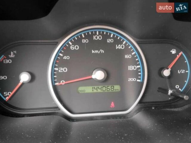 Чорний Хендай і10, об'ємом двигуна 1.09 л та пробігом 144 тис. км за 4600 $, фото 8 на Automoto.ua