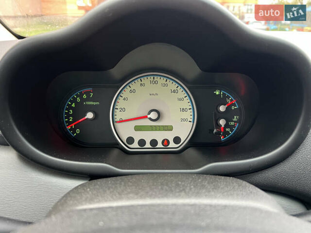 Черный Хендай и10, объемом двигателя 1.09 л и пробегом 78 тыс. км за 4800 $, фото 9 на Automoto.ua