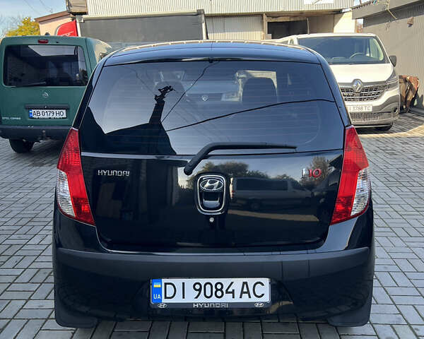 Черный Хендай и10, объемом двигателя 1.09 л и пробегом 78 тыс. км за 4800 $, фото 3 на Automoto.ua