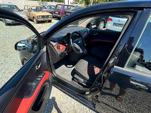 Хендай и10 2011 в Харькове на Automoto.ua Черный Хендай и10, объемом двигателя 1.2 л и пробегом 160 тыс. км за 5300 $, фото 8 на Automoto.ua