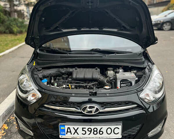 Черный Хендай и10, объемом двигателя 1.25 л и пробегом 110 тыс. км за 7500 $, фото 28 на Automoto.ua