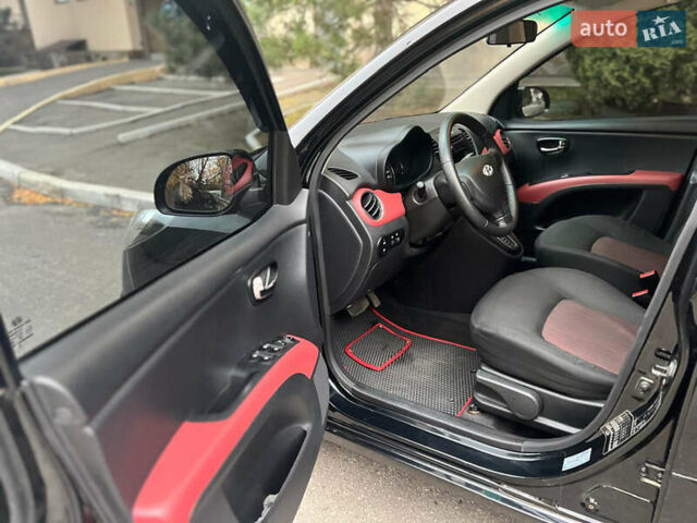 Черный Хендай и10, объемом двигателя 1.25 л и пробегом 110 тыс. км за 7500 $, фото 20 на Automoto.ua