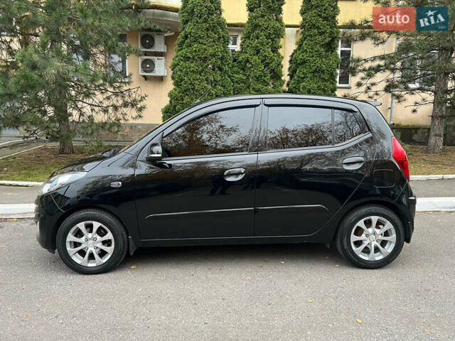 Черный Хендай и10, объемом двигателя 1.25 л и пробегом 110 тыс. км за 7500 $, фото 2 на Automoto.ua