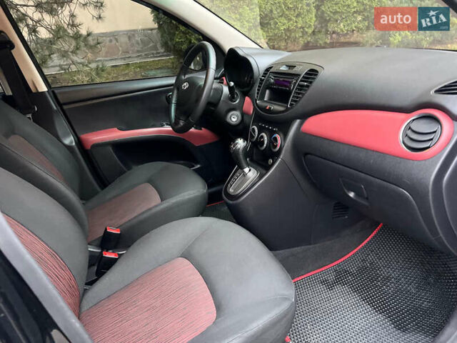 Черный Хендай и10, объемом двигателя 1.25 л и пробегом 110 тыс. км за 7500 $, фото 25 на Automoto.ua