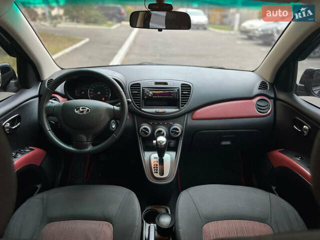 Черный Хендай и10, объемом двигателя 1.25 л и пробегом 110 тыс. км за 7500 $, фото 19 на Automoto.ua