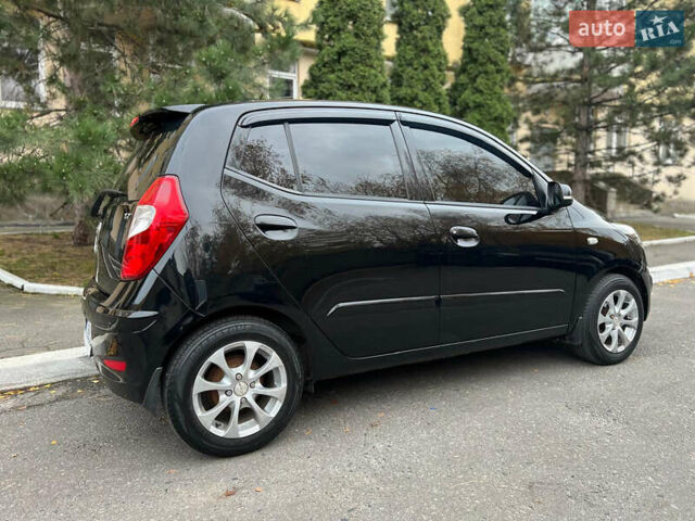 Черный Хендай и10, объемом двигателя 1.25 л и пробегом 110 тыс. км за 7500 $, фото 13 на Automoto.ua