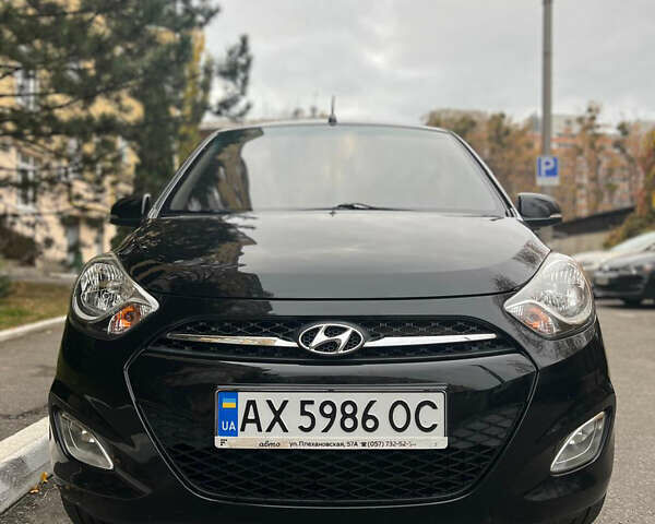 Черный Хендай и10, объемом двигателя 1.25 л и пробегом 110 тыс. км за 7500 $, фото 6 на Automoto.ua