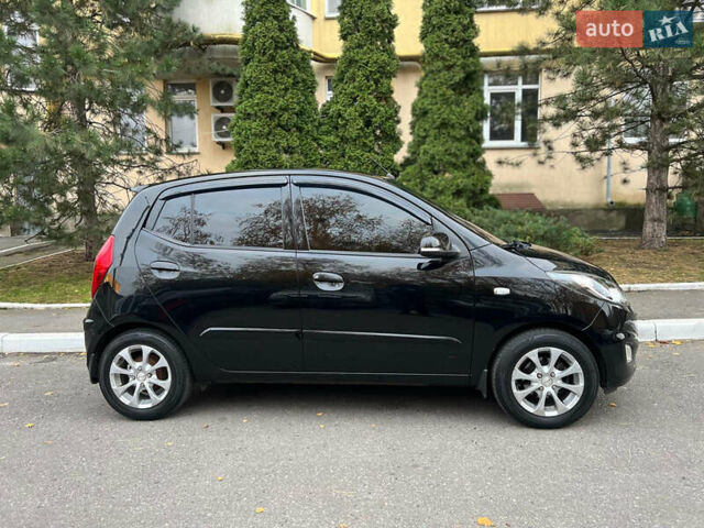 Черный Хендай и10, объемом двигателя 1.25 л и пробегом 110 тыс. км за 7500 $, фото 10 на Automoto.ua