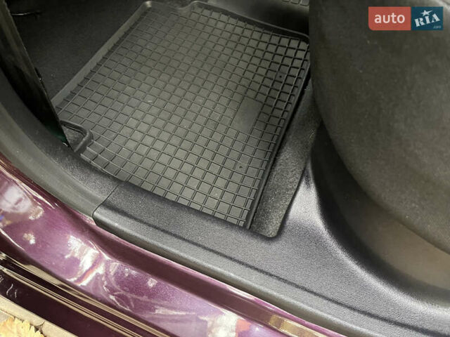 Фіолетовий Хендай і10, об'ємом двигуна 1.2 л та пробігом 83 тис. км за 7800 $, фото 48 на Automoto.ua