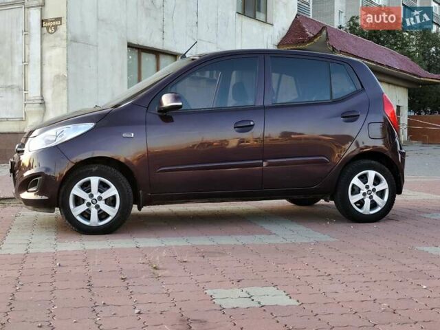Фіолетовий Хендай і10, об'ємом двигуна 1.2 л та пробігом 107 тис. км за 6800 $, фото 9 на Automoto.ua
