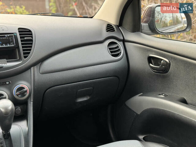 Фиолетовый Хендай и10, объемом двигателя 1.1 л и пробегом 112 тыс. км за 6500 $, фото 8 на Automoto.ua