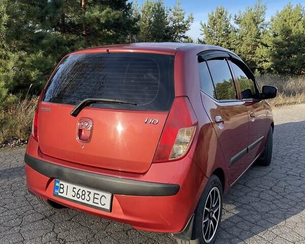 Красный Хендай и10, объемом двигателя 1.09 л и пробегом 141 тыс. км за 4600 $, фото 6 на Automoto.ua