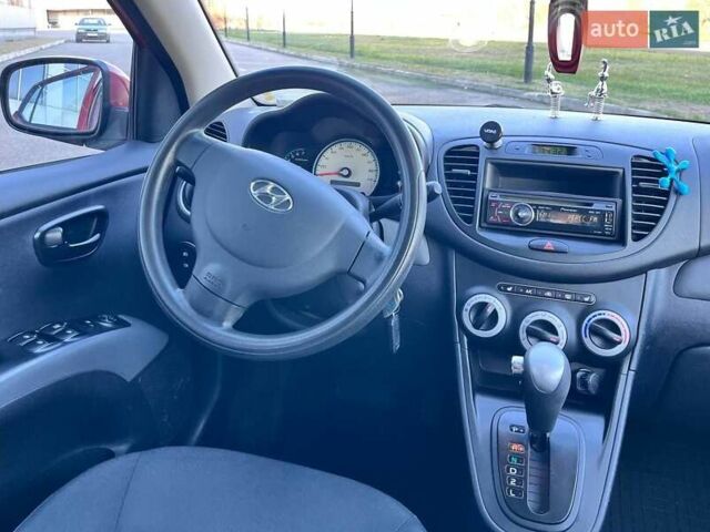 Красный Хендай и10, объемом двигателя 1.09 л и пробегом 97 тыс. км за 6200 $, фото 21 на Automoto.ua