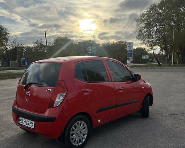 Красный Хендай и10, объемом двигателя 1.2 л и пробегом 154 тыс. км за 4500 $, фото 5 на Automoto.ua