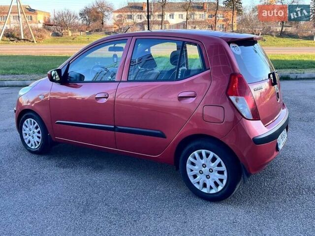 Красный Хендай и10, объемом двигателя 1.09 л и пробегом 97 тыс. км за 6200 $, фото 7 на Automoto.ua