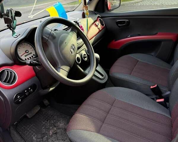 Красный Хендай и10, объемом двигателя 1.25 л и пробегом 93 тыс. км за 6800 $, фото 7 на Automoto.ua