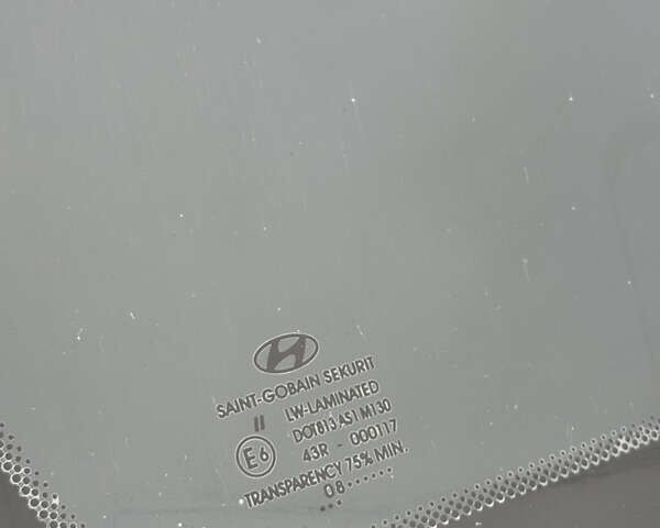 Красный Хендай и10, объемом двигателя 1.25 л и пробегом 154 тыс. км за 4600 $, фото 4 на Automoto.ua