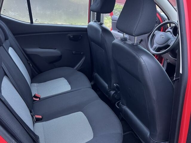 Красный Хендай и10, объемом двигателя 1.1 л и пробегом 269 тыс. км за 4250 $, фото 7 на Automoto.ua