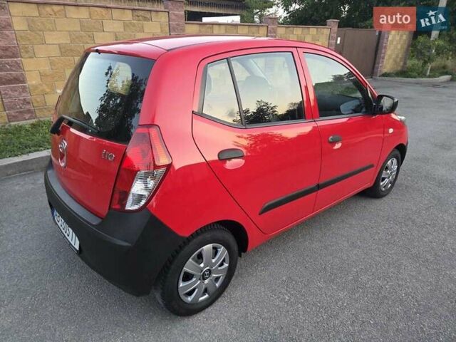 Красный Хендай и10, объемом двигателя 1.1 л и пробегом 127 тыс. км за 3999 $, фото 5 на Automoto.ua