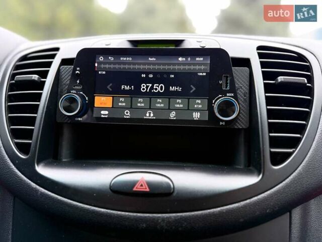 Красный Хендай и10, объемом двигателя 1.25 л и пробегом 94 тыс. км за 5800 $, фото 32 на Automoto.ua