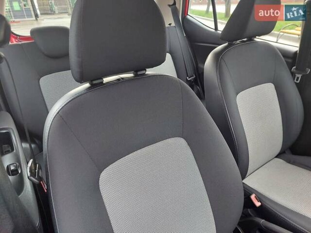 Красный Хендай и10, объемом двигателя 1.1 л и пробегом 113 тыс. км за 5000 $, фото 10 на Automoto.ua