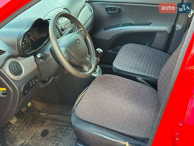 Красный Хендай и10, объемом двигателя 1.2 л и пробегом 189 тыс. км за 5490 $, фото 9 на Automoto.ua